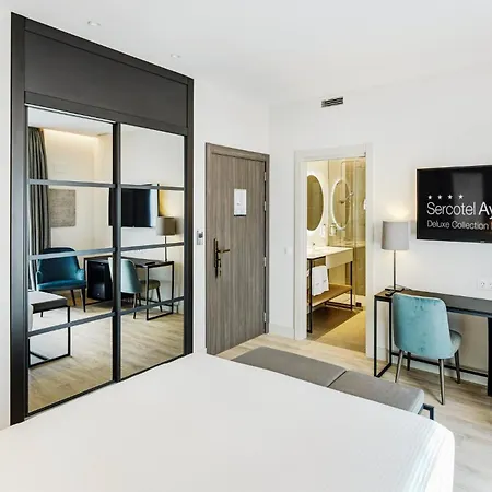 ホテル Sercotel Ayala