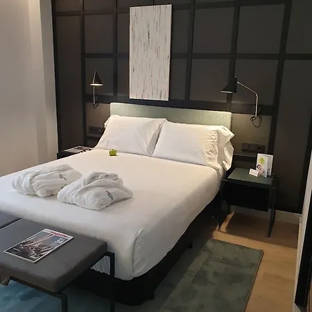 Sercotel Ayala Ξενοδοχείο