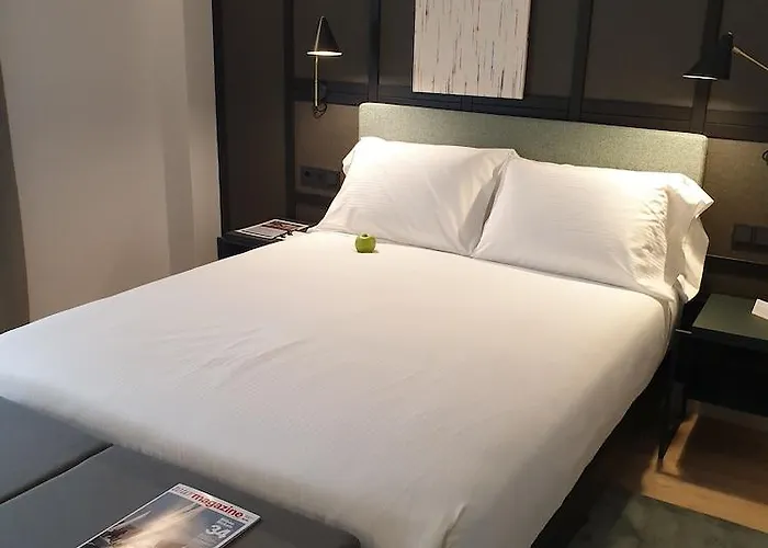 Sercotel Ayala ホテル 4*