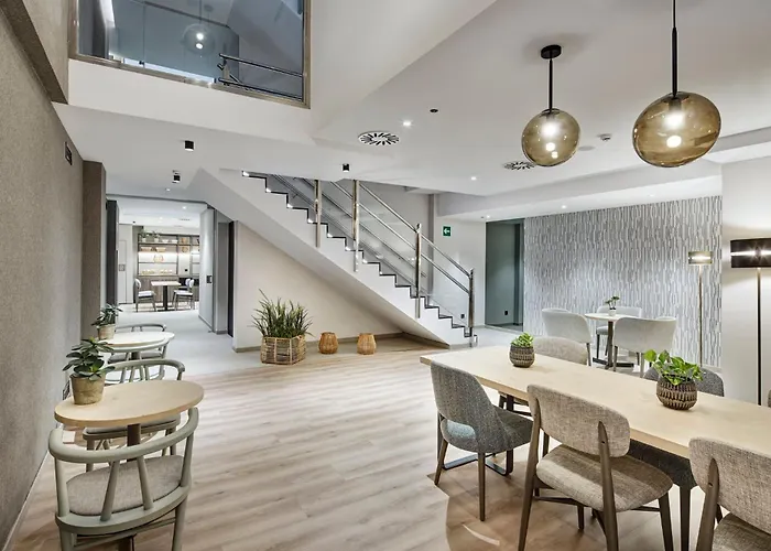 Отель Sercotel Ayala 4*