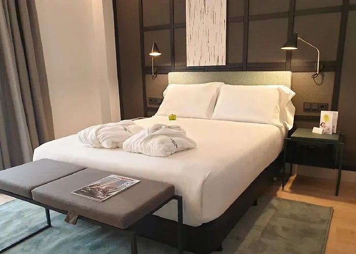 Отель Sercotel Ayala Бильбао